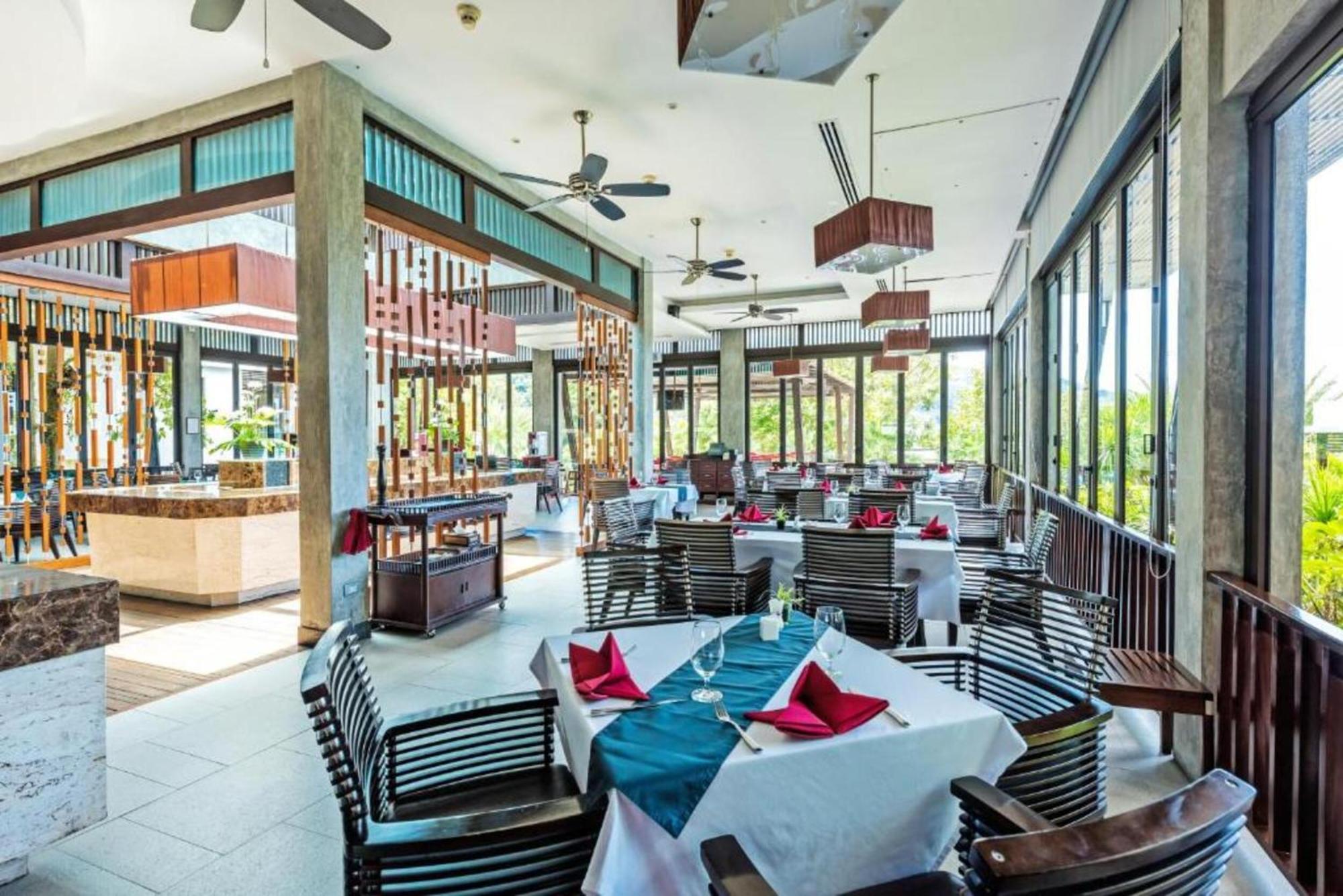 Hotel Club Wyndham Sea Pearl Phuket Patong Zewnętrze zdjęcie