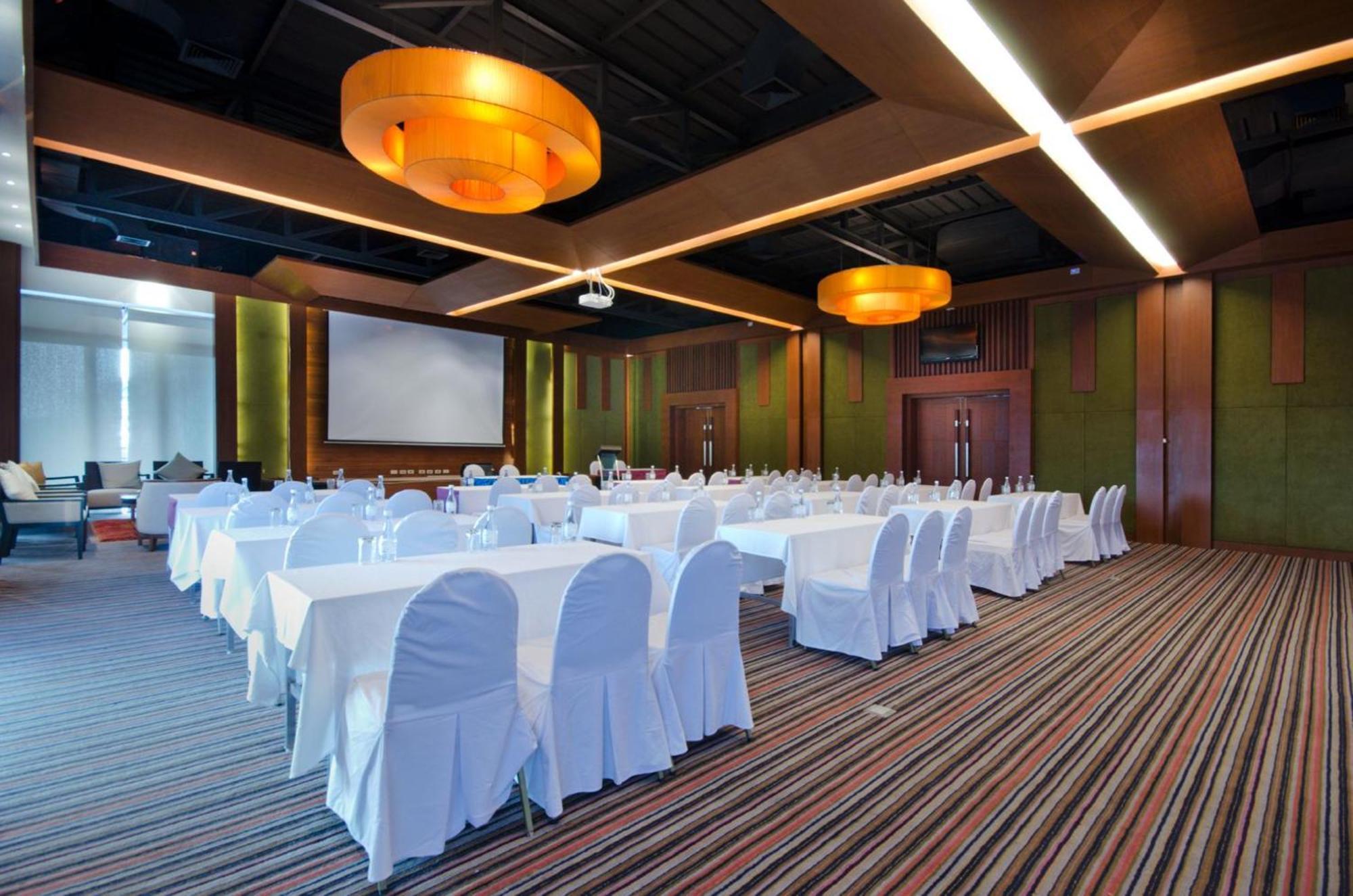 Hotel Club Wyndham Sea Pearl Phuket Patong Zewnętrze zdjęcie