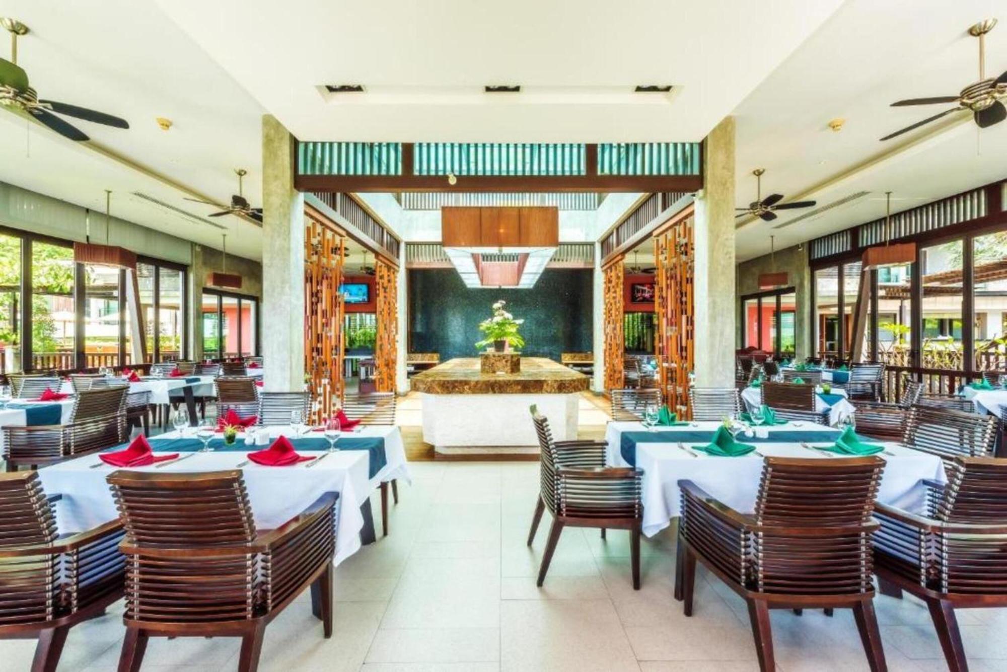 Hotel Club Wyndham Sea Pearl Phuket Patong Zewnętrze zdjęcie