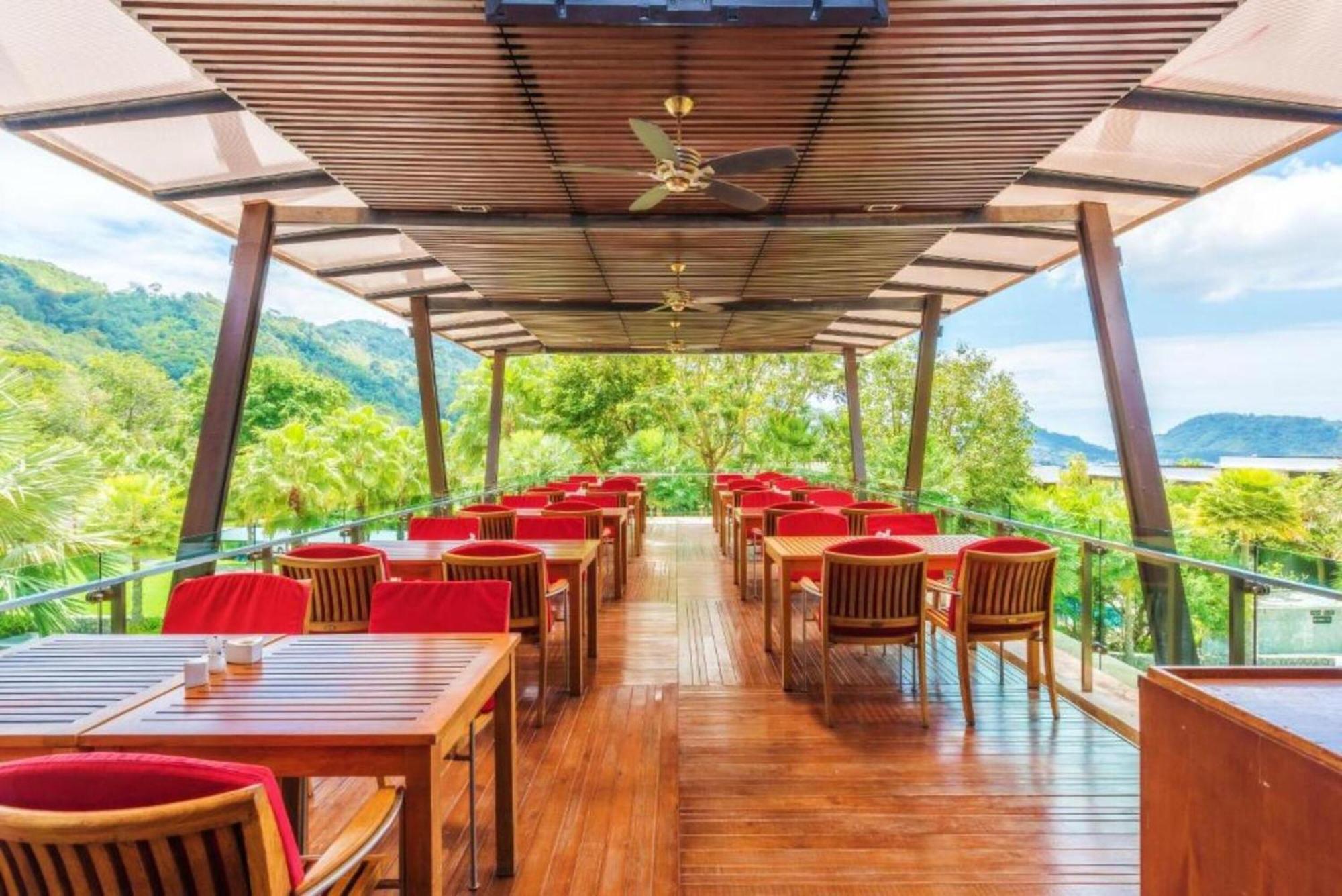 Hotel Club Wyndham Sea Pearl Phuket Patong Zewnętrze zdjęcie